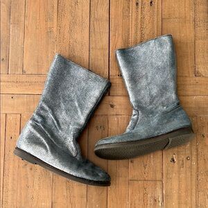 Mini Boden metallic blue suede tall Chelsea boots